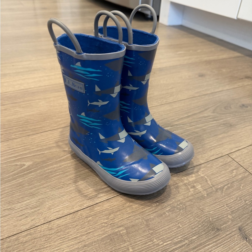 *NEW* L.L. Bean Blue Shark-Print Kids Rain Boots
